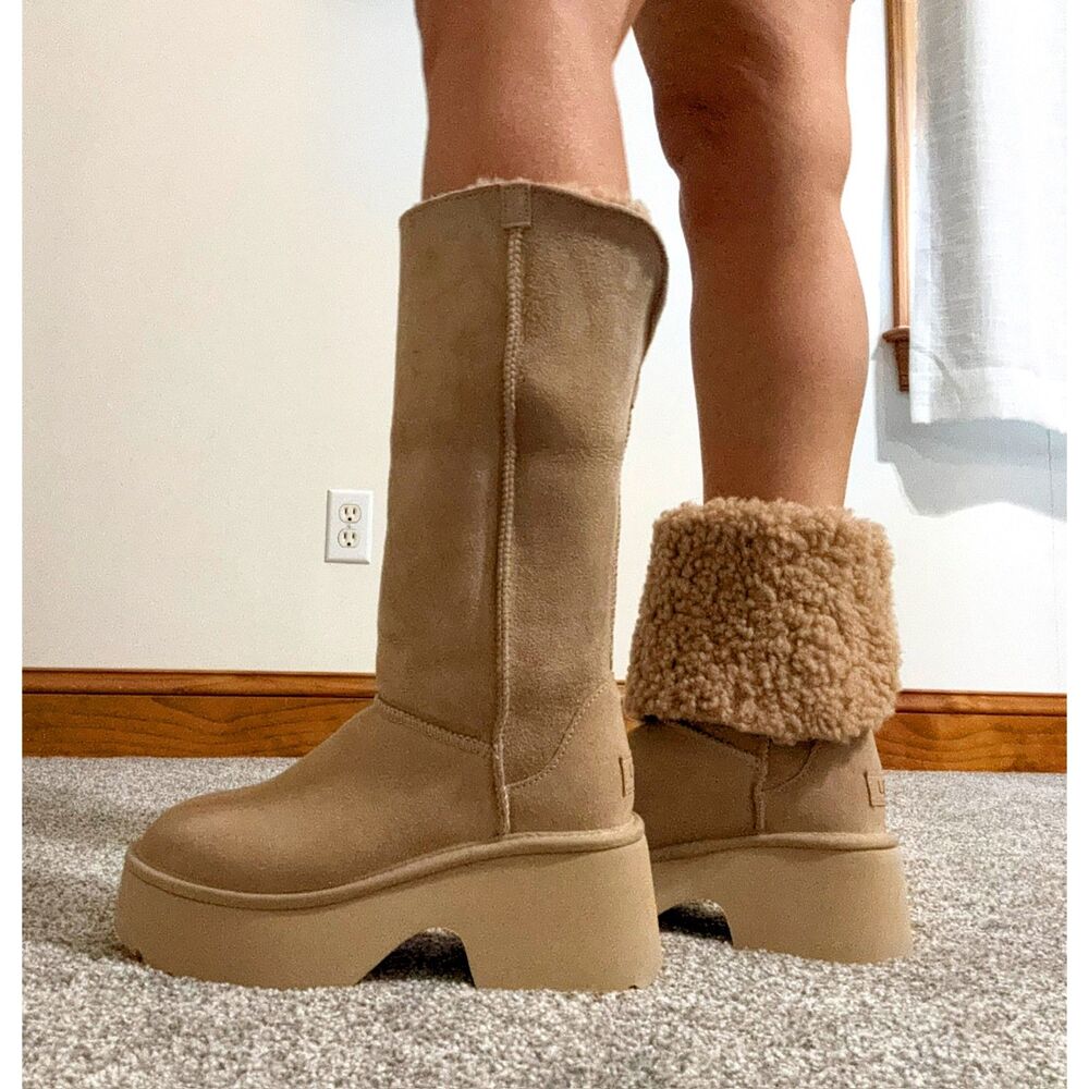 UGG Classic New Heights Cuffable Sand Platform Boots Size 7 With Box